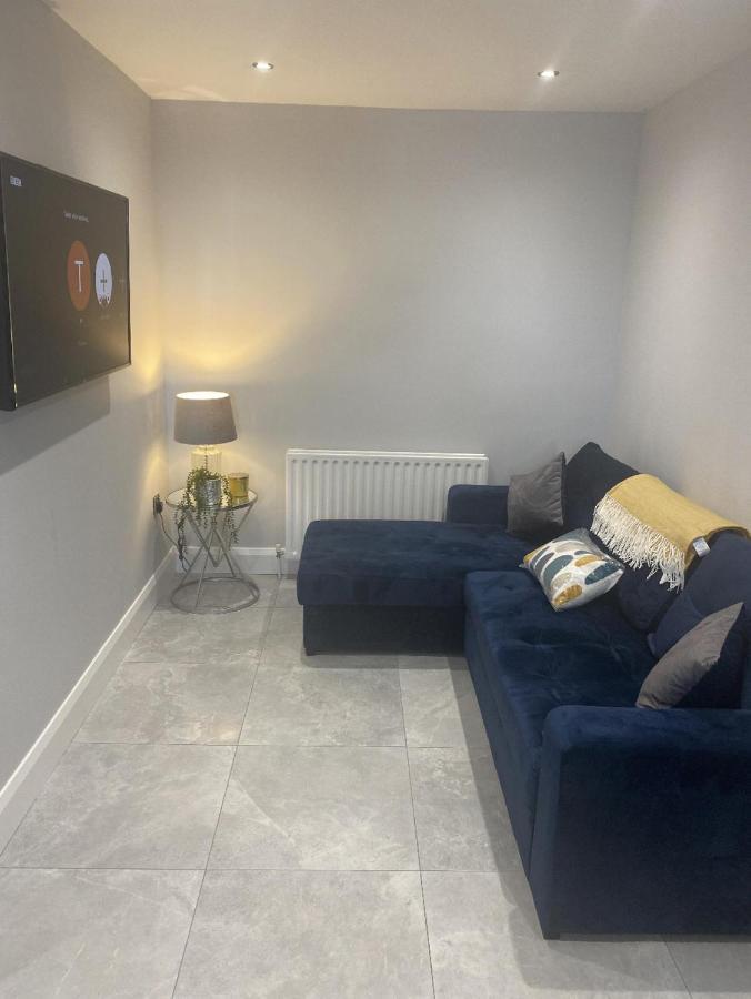 Modern 3-Bed Apartment In Magherafelt Sleeps 8 Zewnętrze zdjęcie